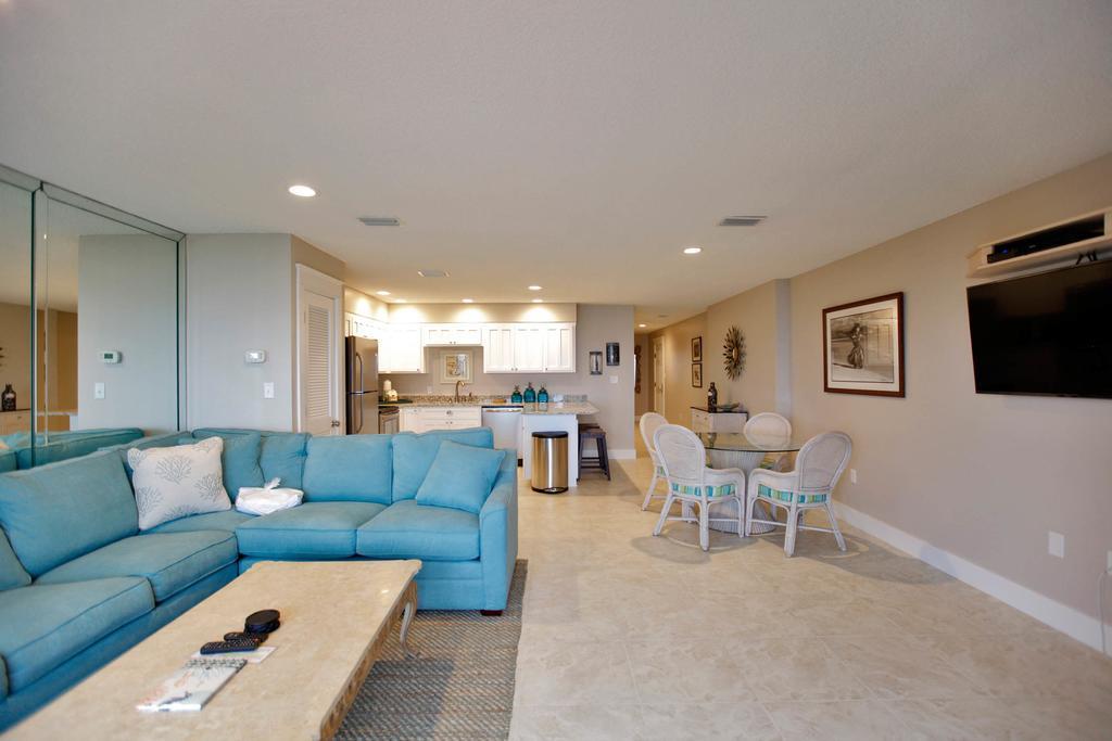 Blue Tide By Panhandle Getaways Panama City Beach Room photo